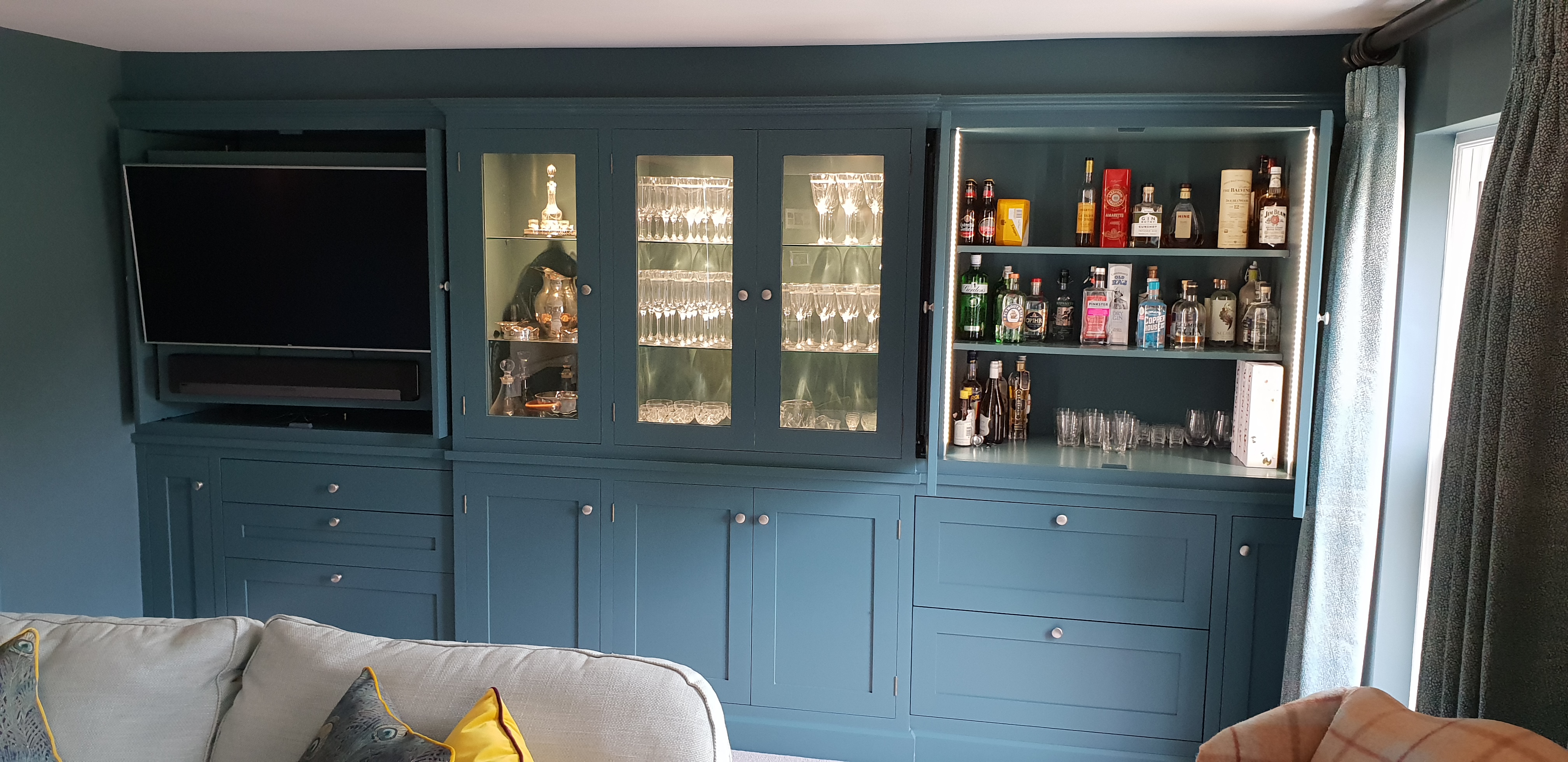 Built In Entertainment Drinks Cabinet Precision Made