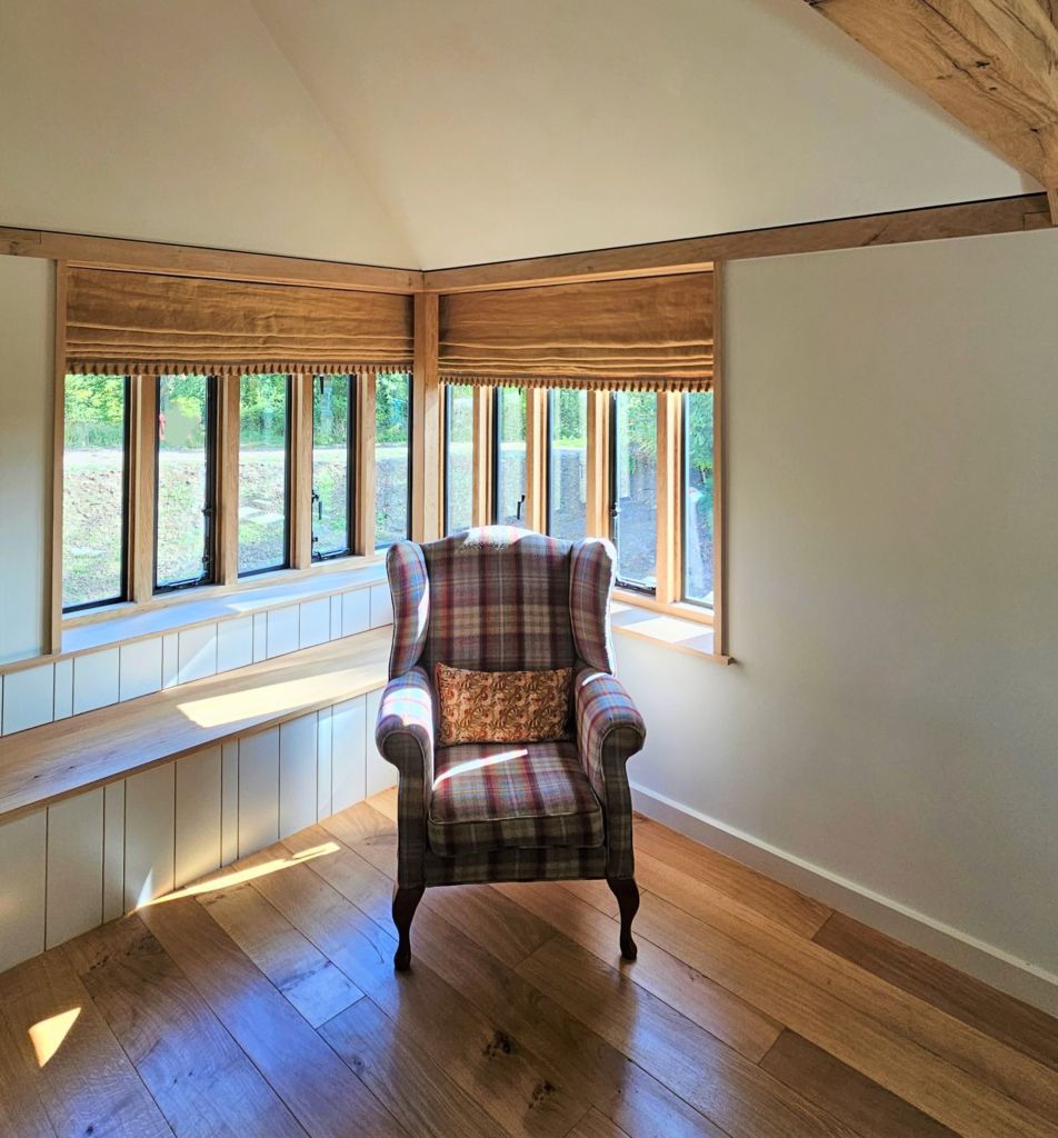 Corner Window Fix Square