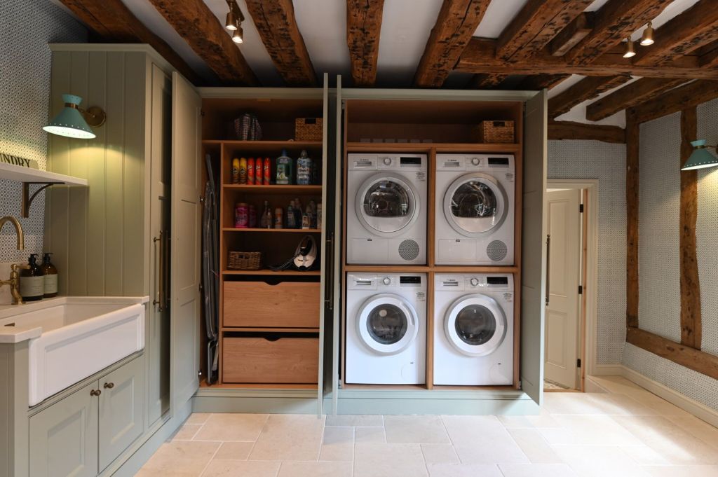 Can you spot the secret door…….