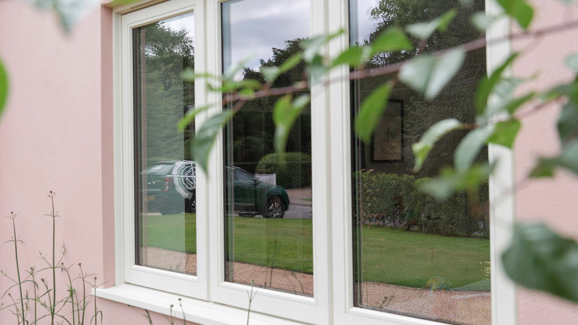 Contemporary Timber Joinery with Bespoke Character Contemporary Timber Joinery with Bespoke Character